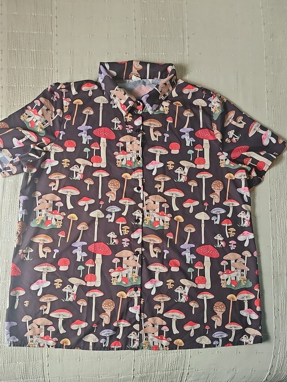 Mushroom Print Short Sleeve Button-Up Shirt - Multicolor